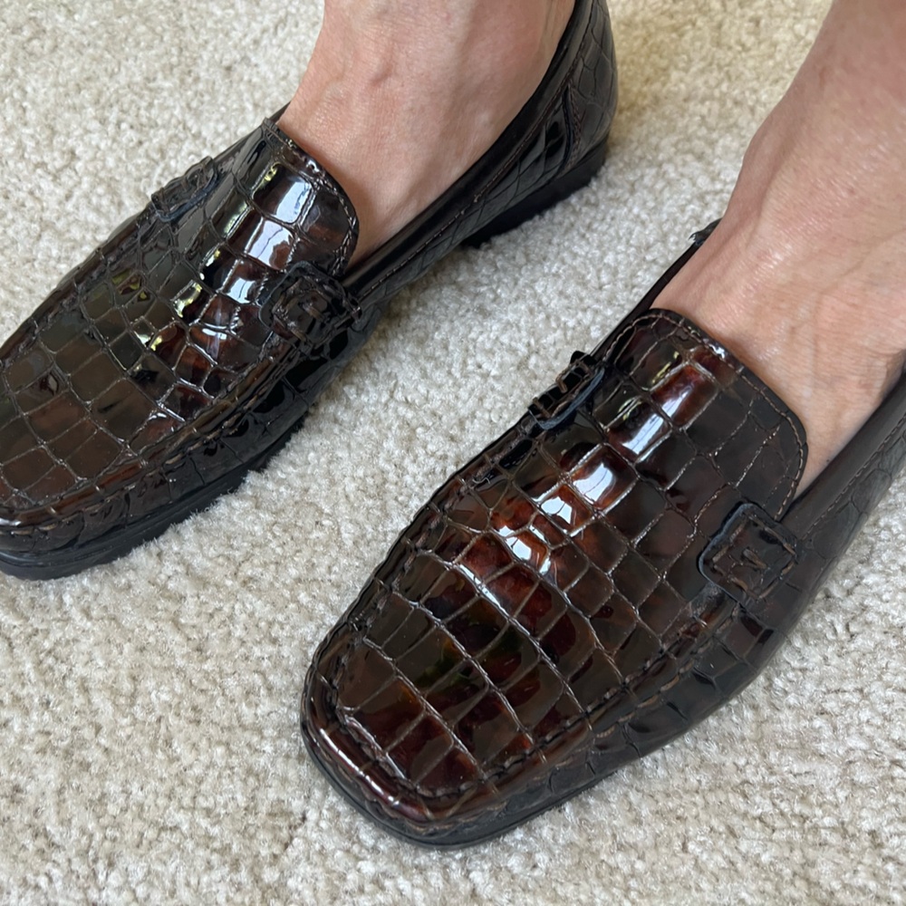 Cara Couture Brown Croc-Embossed Patent Leather Loafers